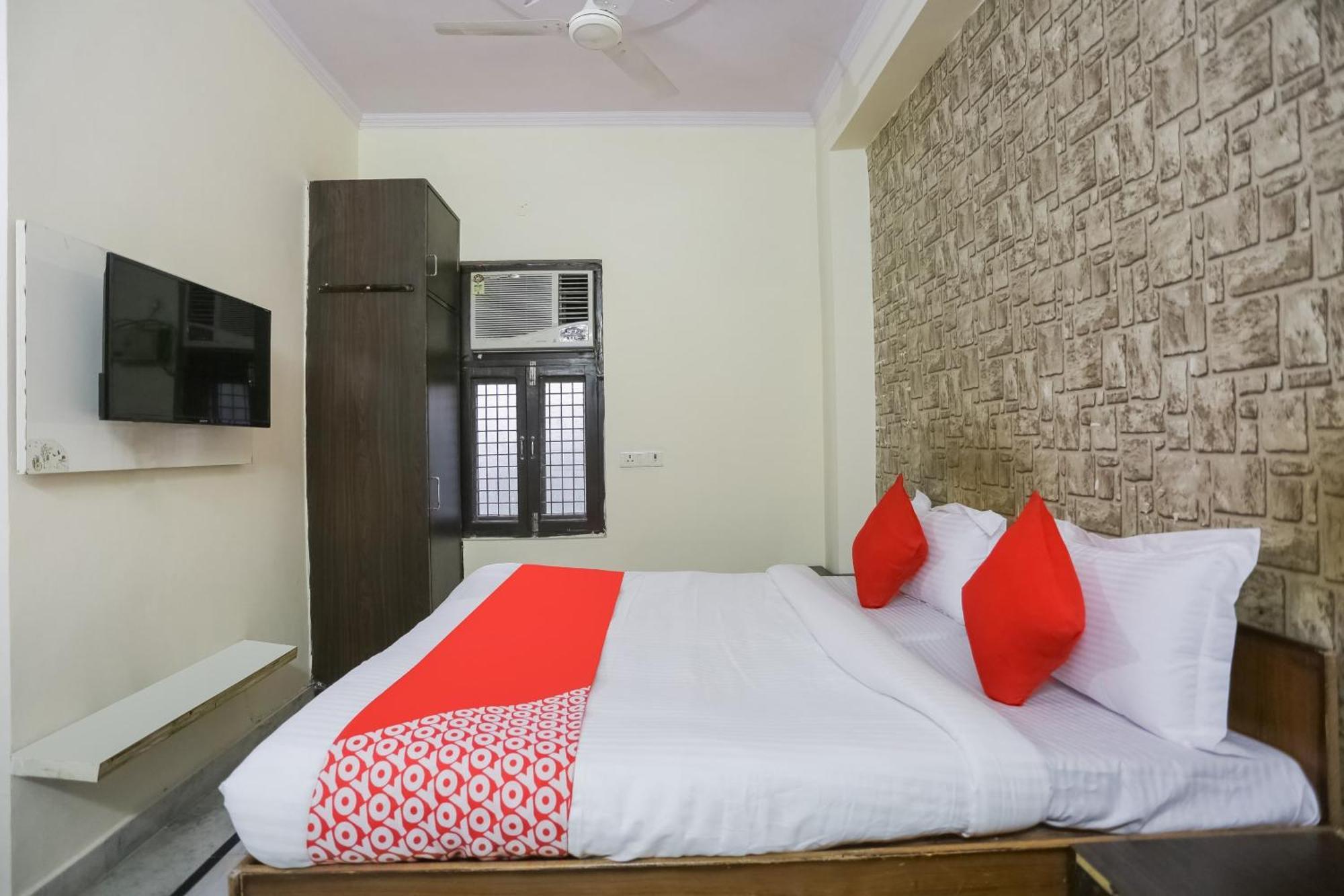 Hotel O Green High Új-Delhi Kültér fotó