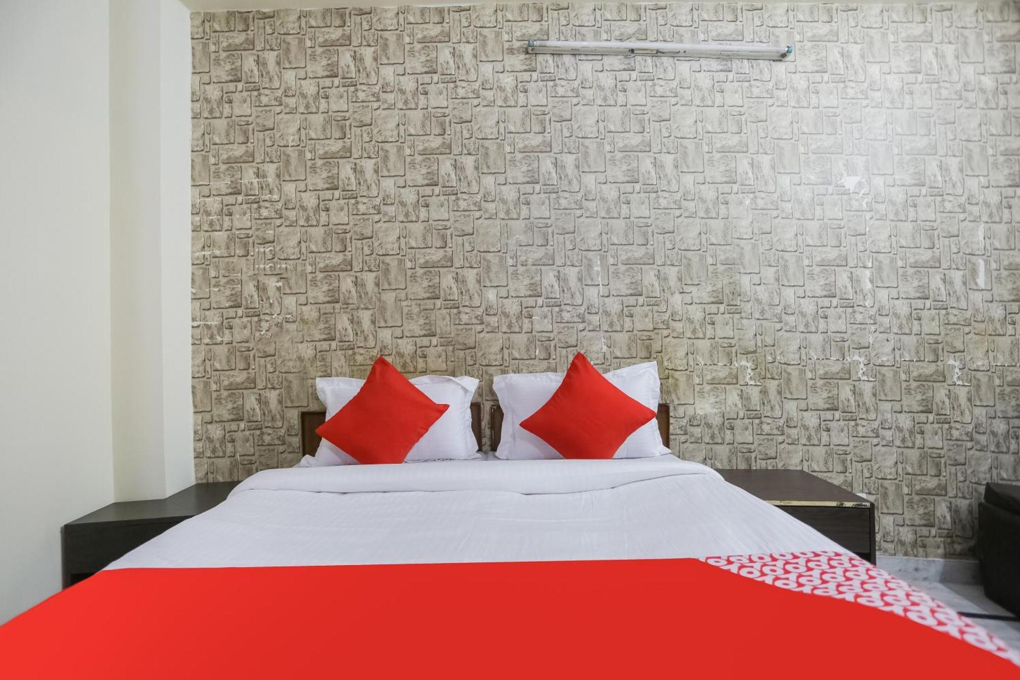Hotel O Green High Új-Delhi Kültér fotó